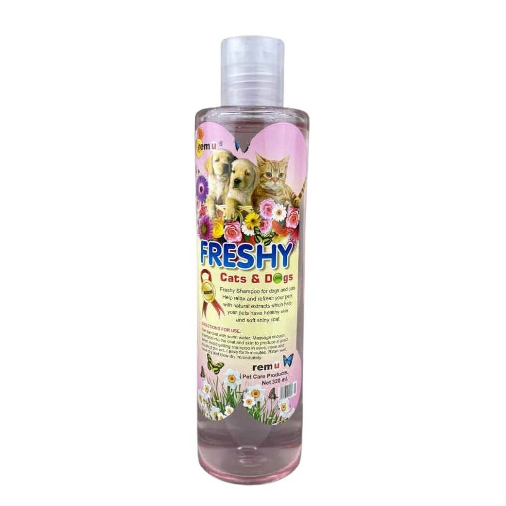 Remu - Freshy Dogs and Cat Shampoo - 320 ML