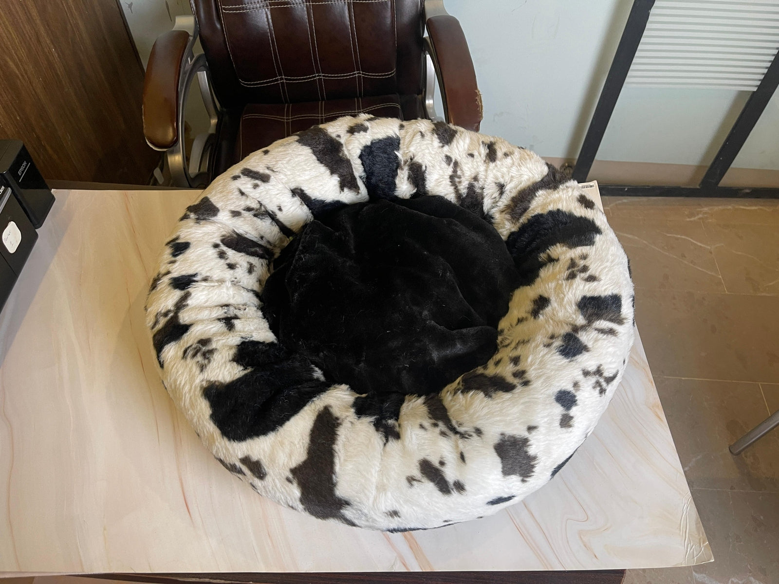 Large Size Cat Fur Beds (Assorted Colors)